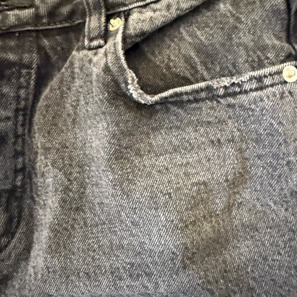 Princess Polly Women’s Black Denim With Whole on One Leg. Size 8 - Picture 2 of 7